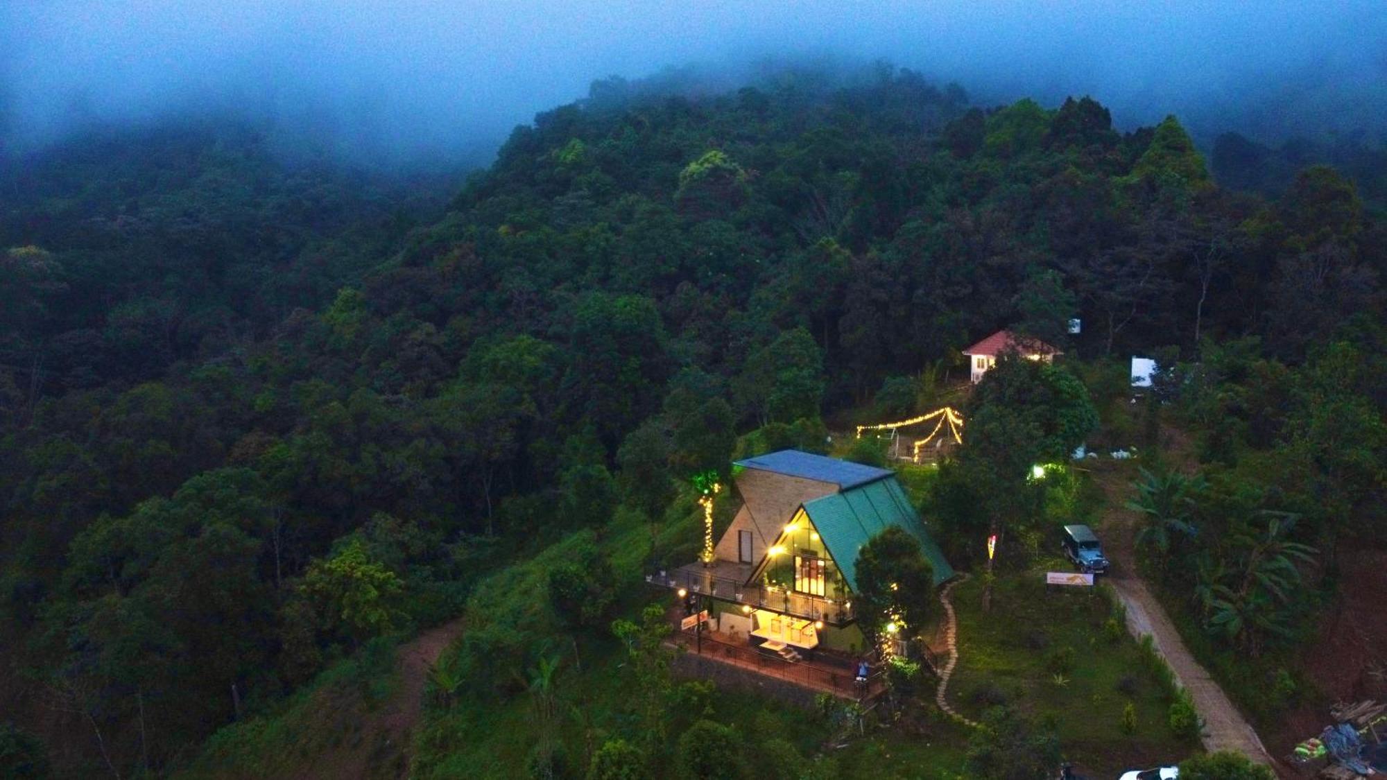 Bed and Breakfast Misty Hideout Kakkadampoyil Экстерьер фото